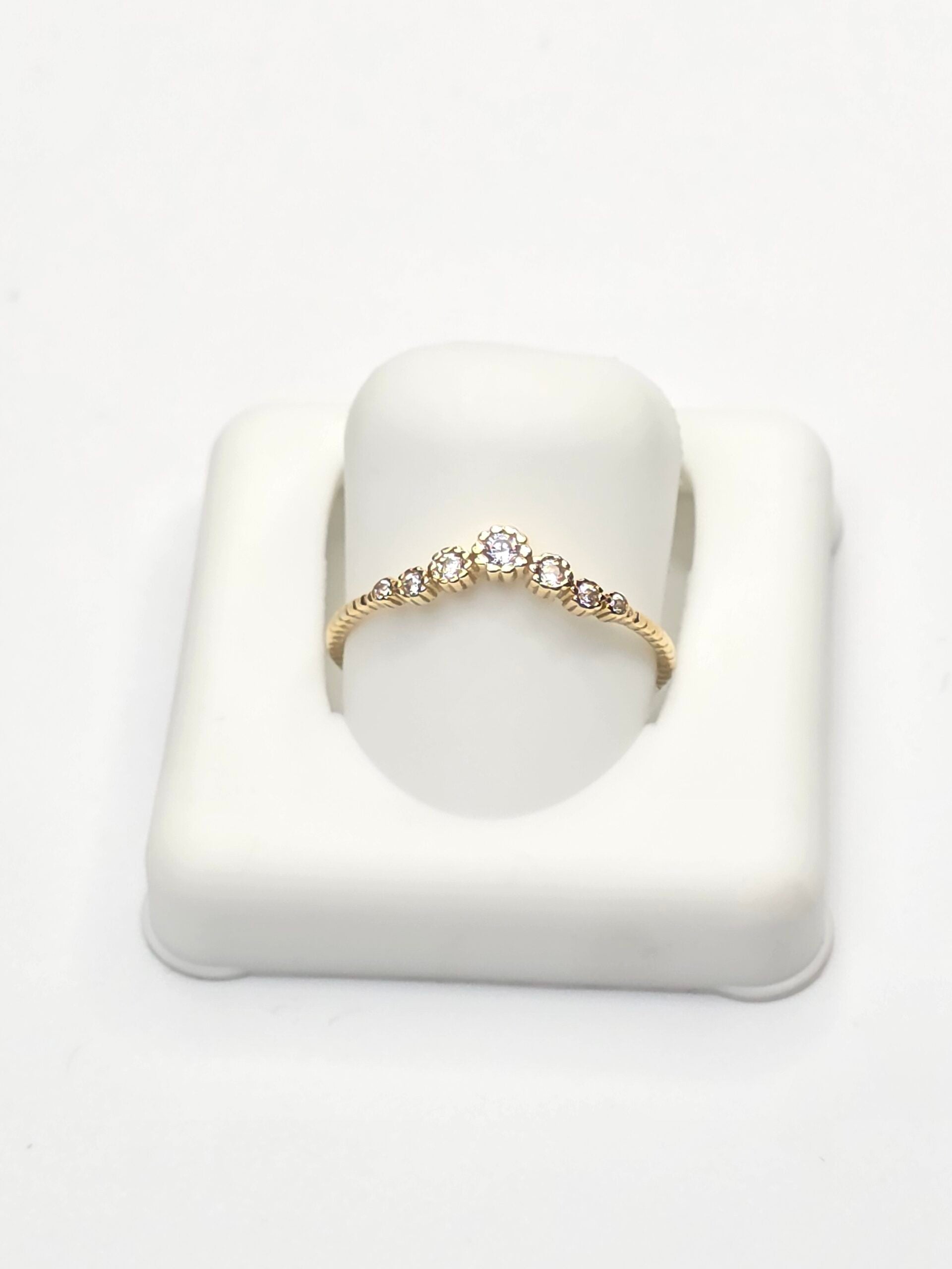 14K DELICATE STONES V STYLE RING – 7 – JY Jewelry Wholesale