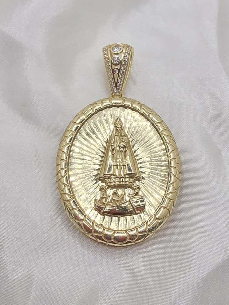10K MEDIUM OVAL CARIDAD PENDANT – JY Jewelry Wholesale