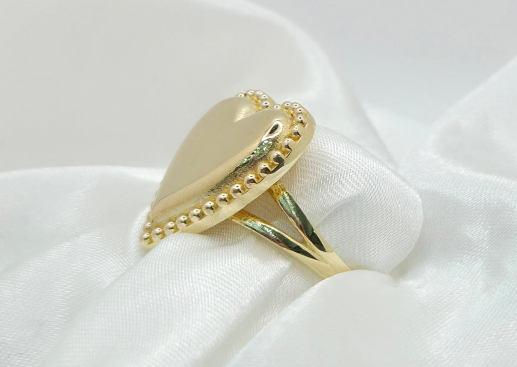 10K BIG VINTAGE HEART RING – 7.5 – JY Jewelry Wholesale