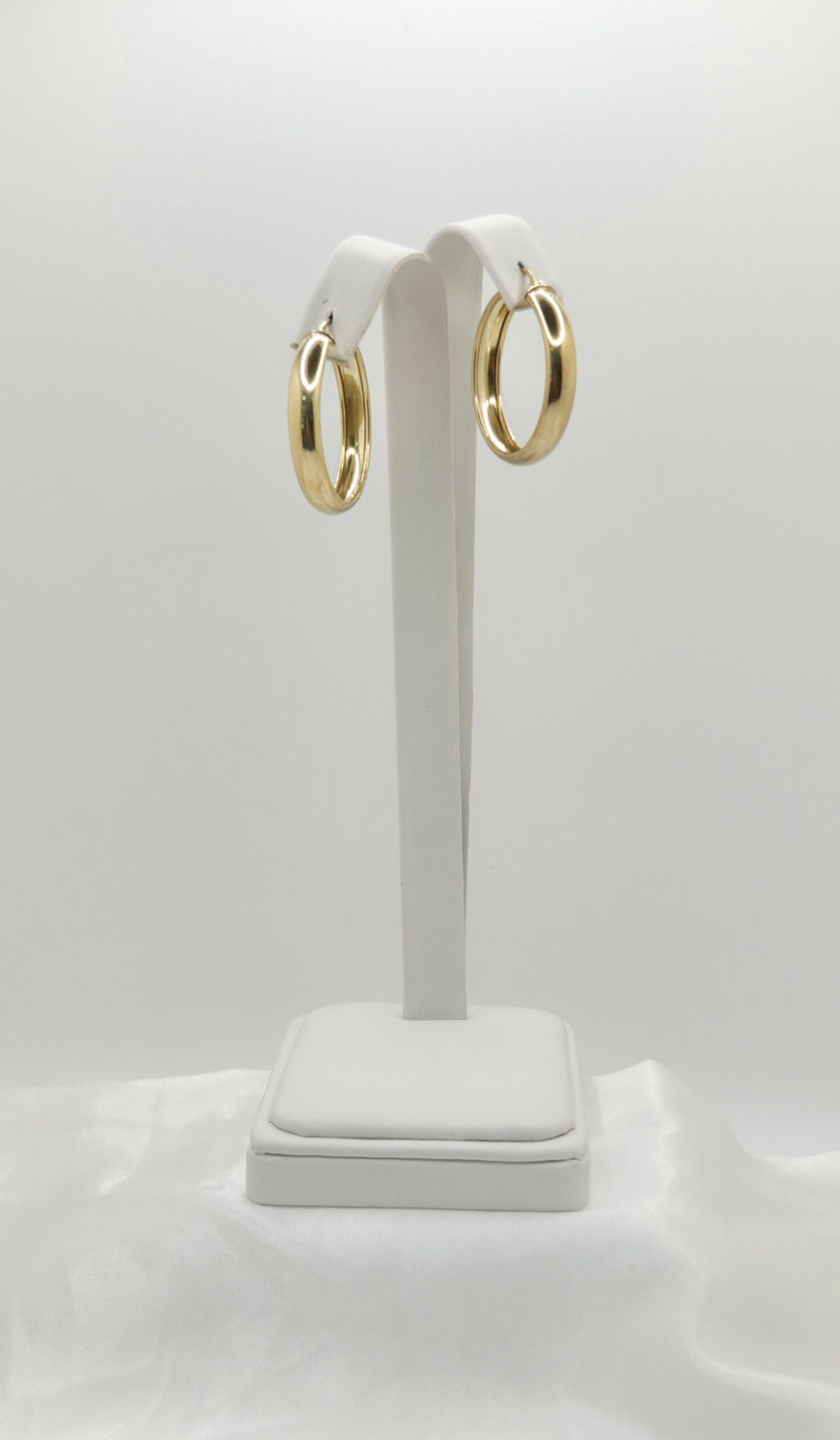 10K PLAIN HOOPS EARRINGS – JY Jewelry Wholesale