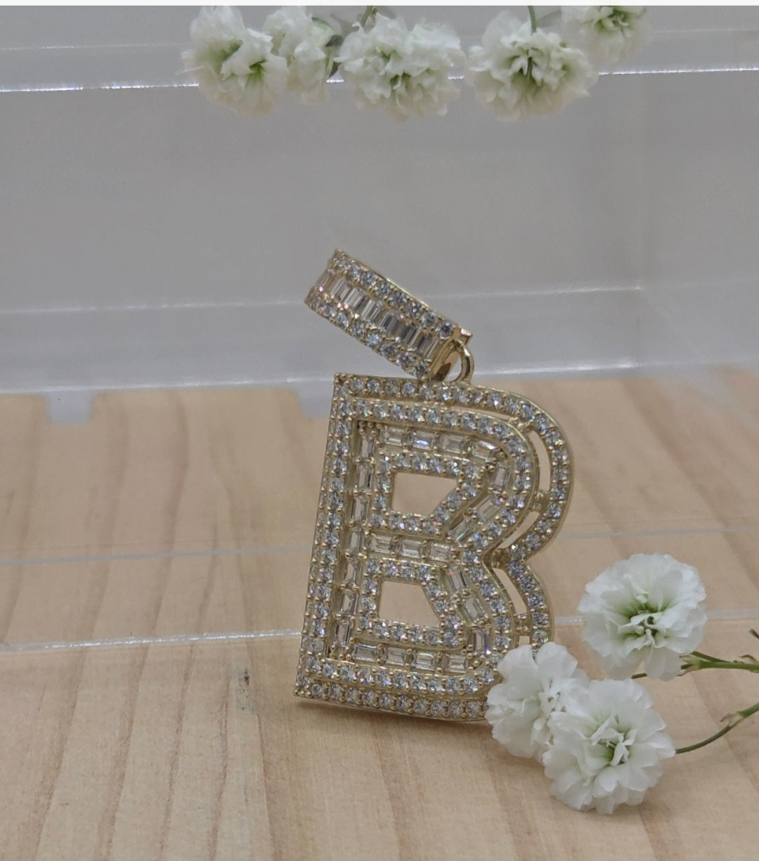 10K MEDIUM CZ "B" LETTER PENDANT – JY Jewelry Wholesale