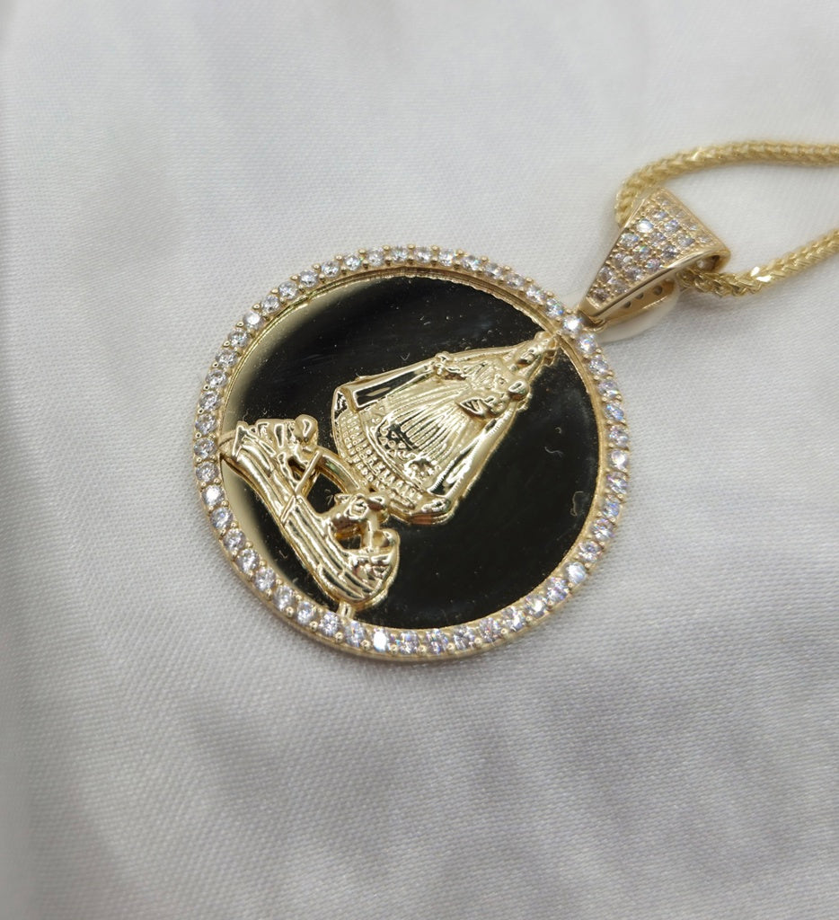 14K ROUND CARIDAD PENDANT – MEDIUM – JY Jewelry Wholesale