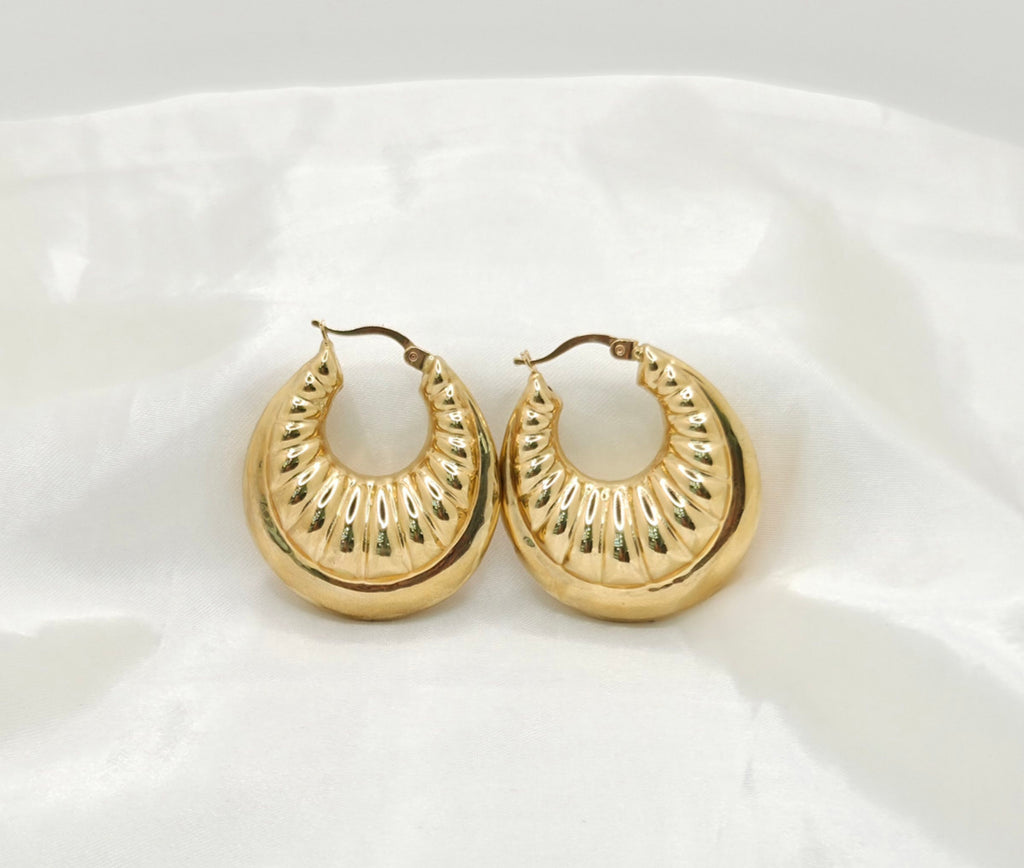 10K MODERN INFLATED SHRIMP DESIGN HOOPS EARRINGS – JY Jewelry Wholesale