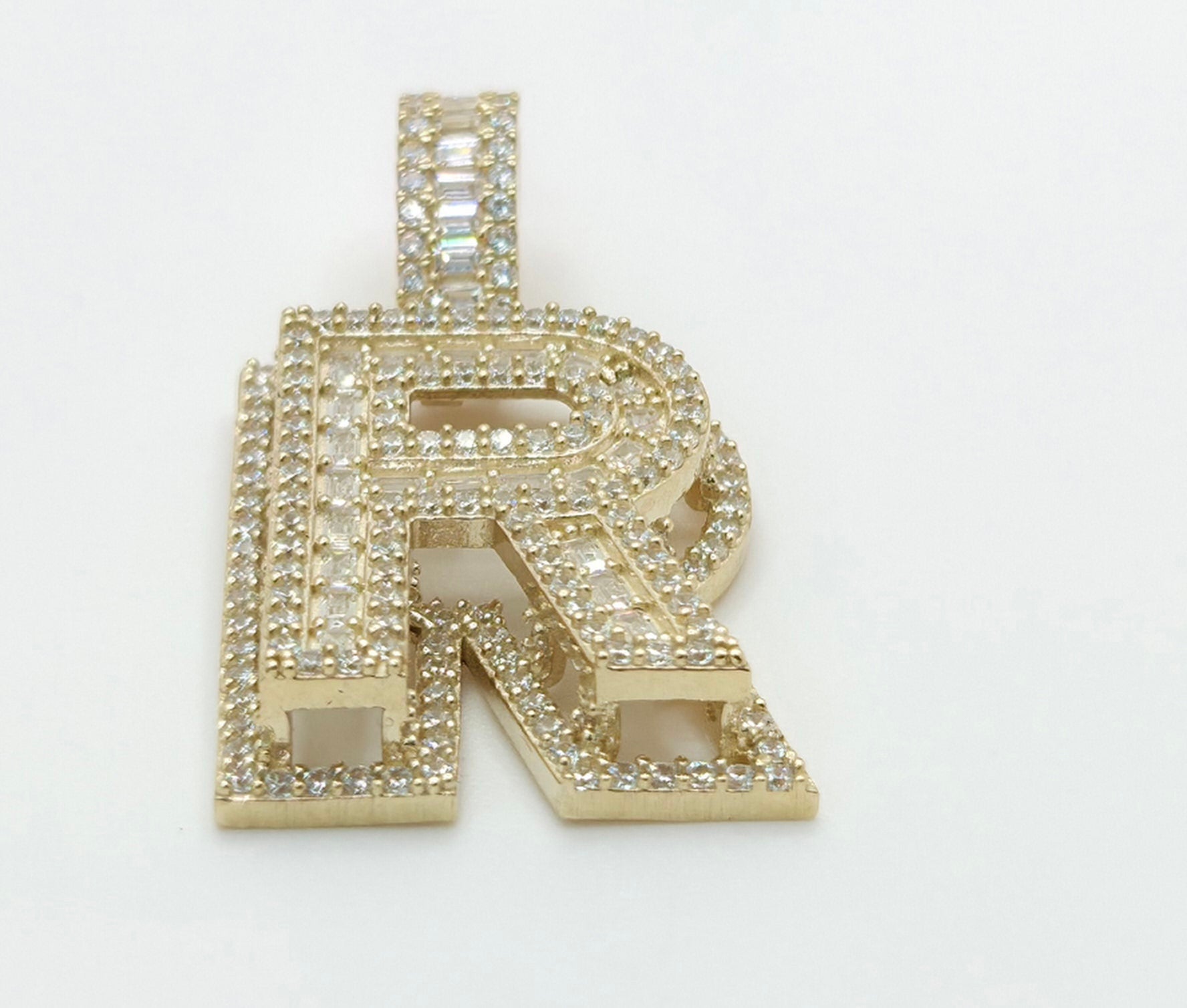 10K SMALL CZ ''R'' LETTER PENDANT – JY Jewelry Wholesale