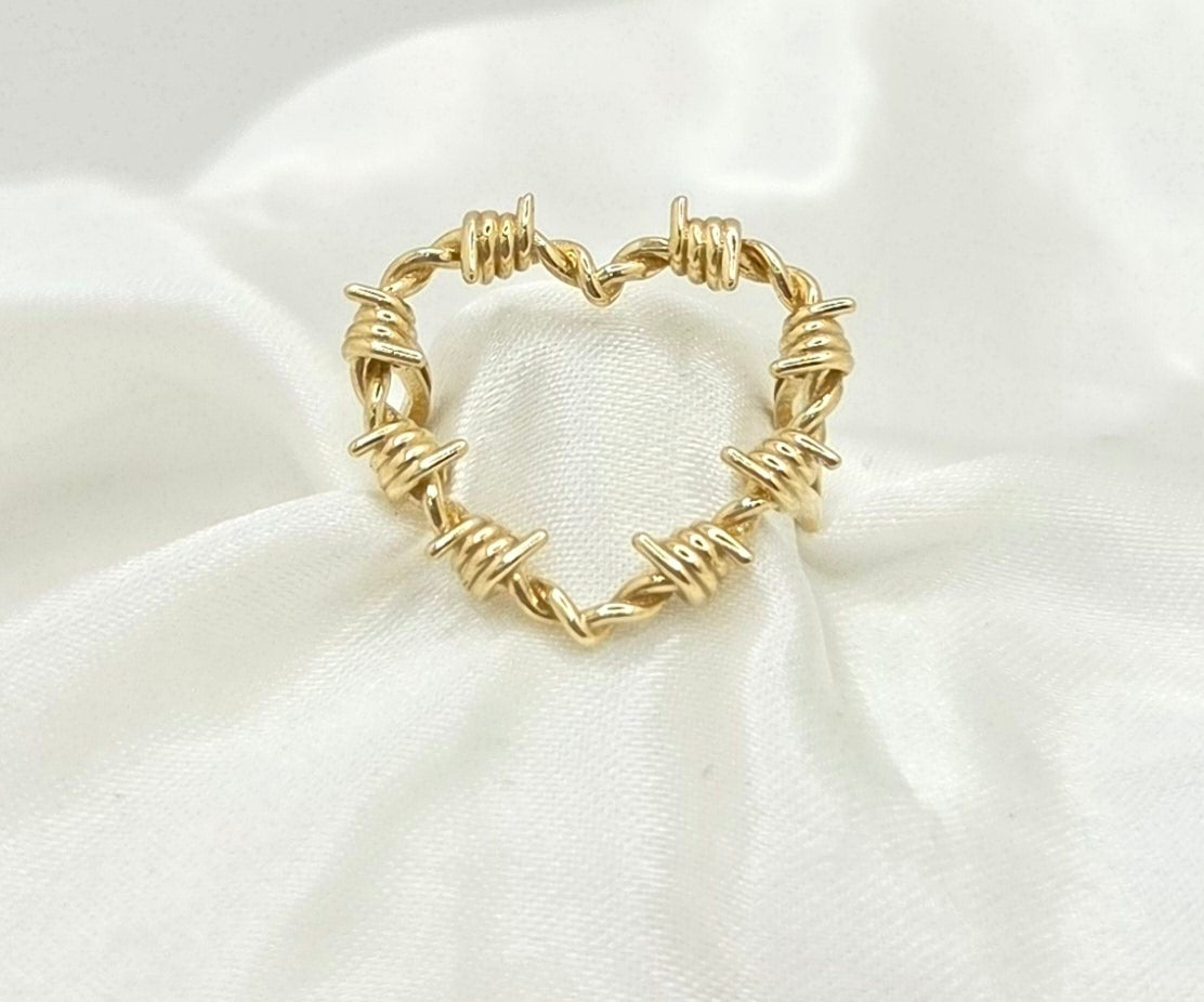 10K BIG KAROL G HEART RING – 8 – JY Jewelry Wholesale