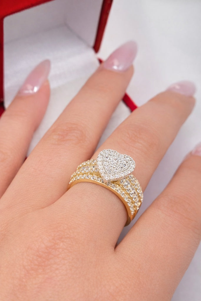 10K ELEGANT BAGUETTE SMALL HEART RING – 6.5 & 7.5 – JY Jewelry Wholesale