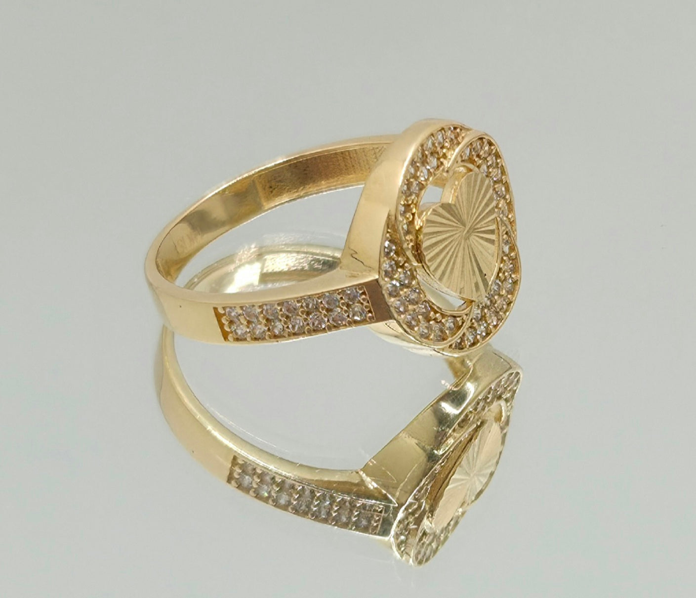 14K CZ ROUND HEART INSIDE RING – 8.5 – JY Jewelry Wholesale