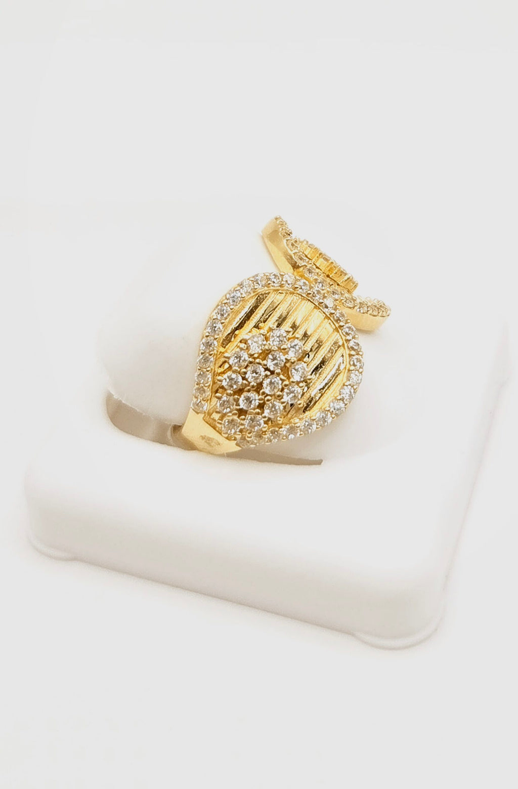 14K MODERN TWO PETALS CZ DETAIL RING – 8 – JY Jewelry Wholesale