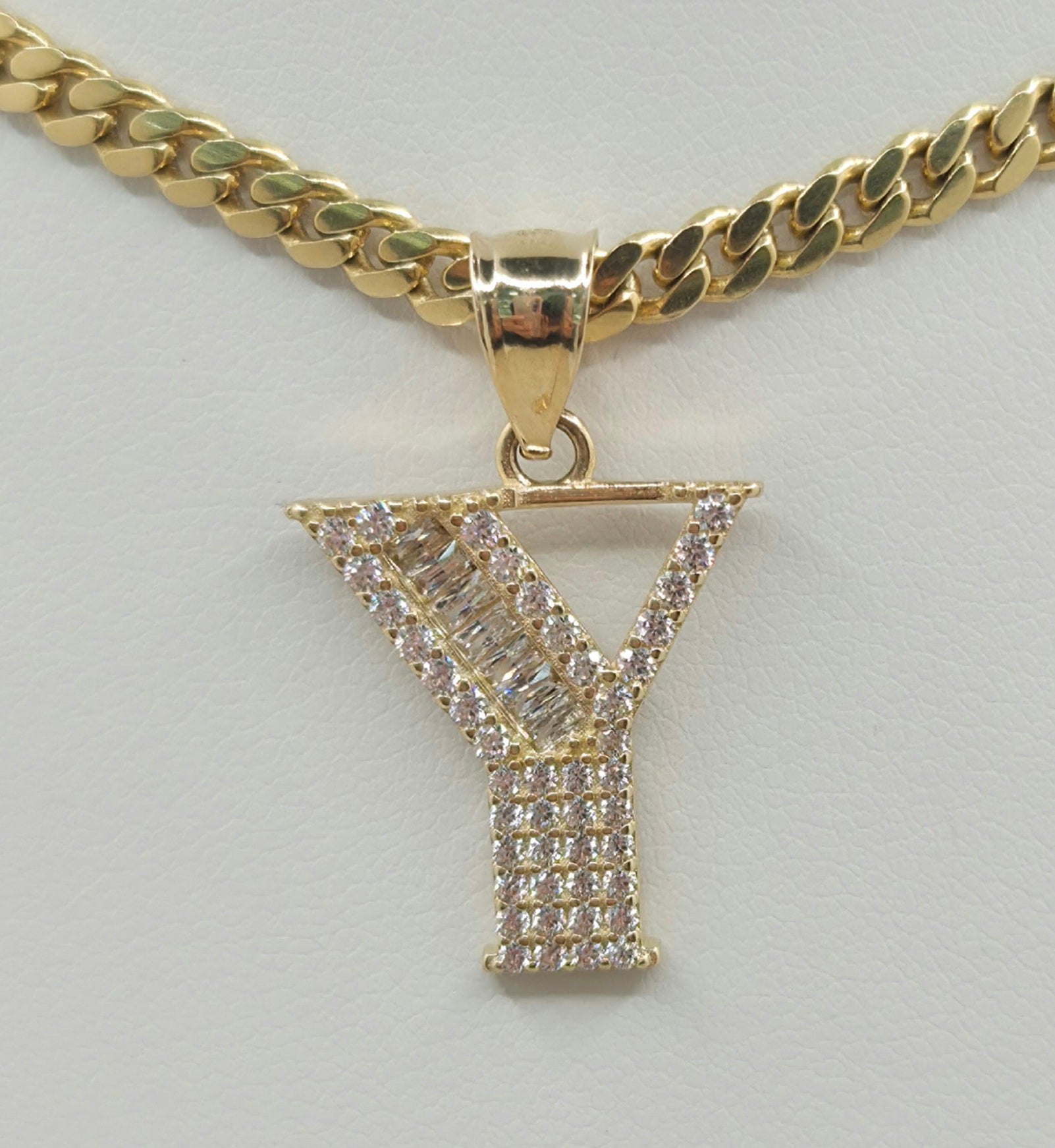 14K yellow gold cz letter Y pendant – 17.15 X 18.25 MM – JY Jewelry Wholesale