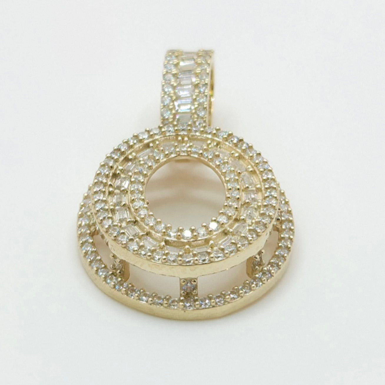 10K MEDIUM CZ "O" LETTER PENDANT – JY Jewelry Wholesale