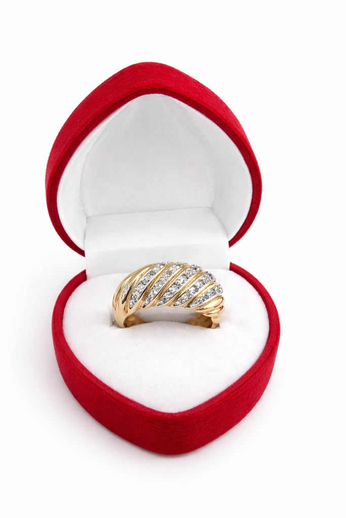 10K SHELL DESIGN DIAMOND WOMAN'S RING – 7 – JY Jewelry Wholesale