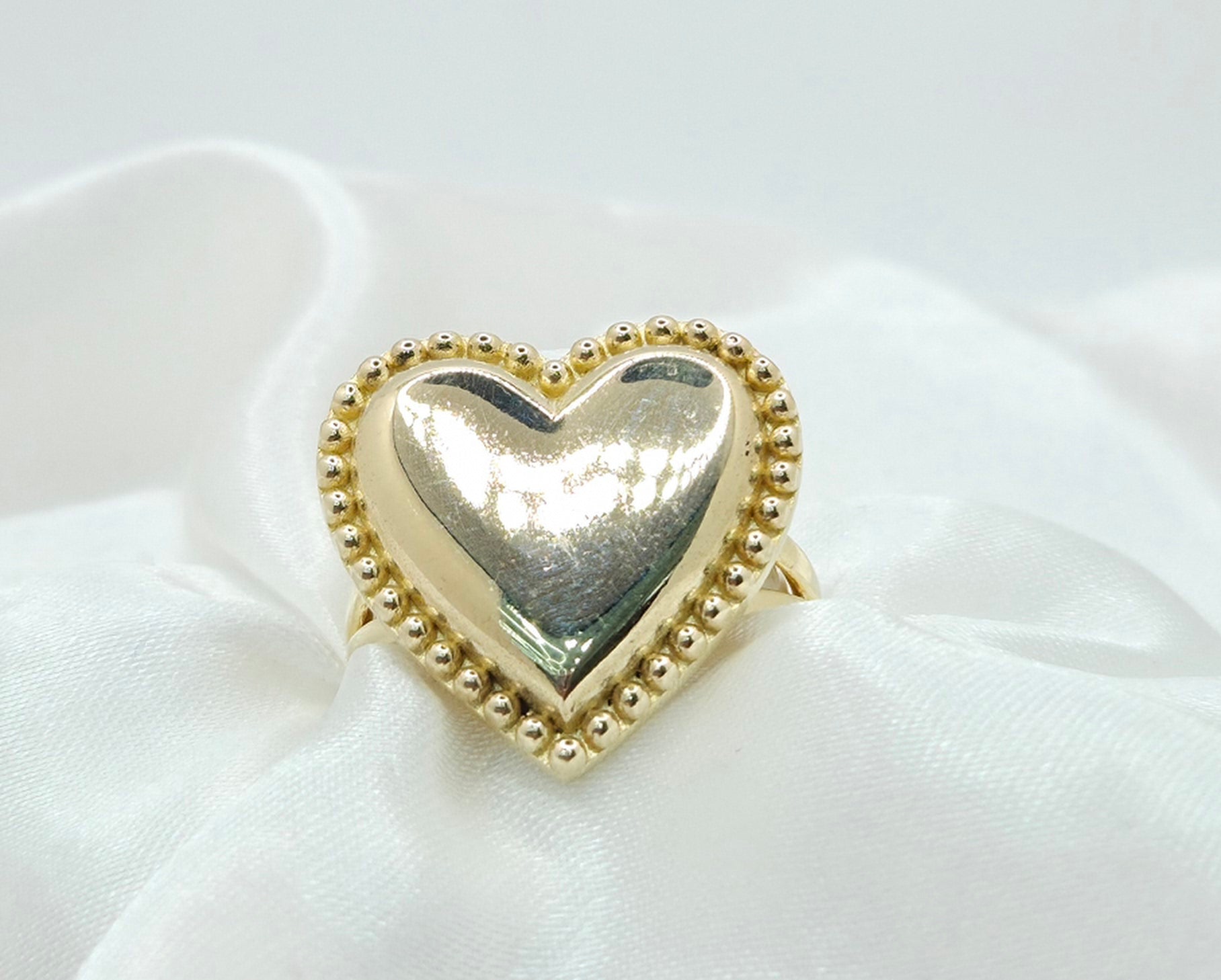 10K BIG VINTAGE HEART RING – 7.5 – JY Jewelry Wholesale