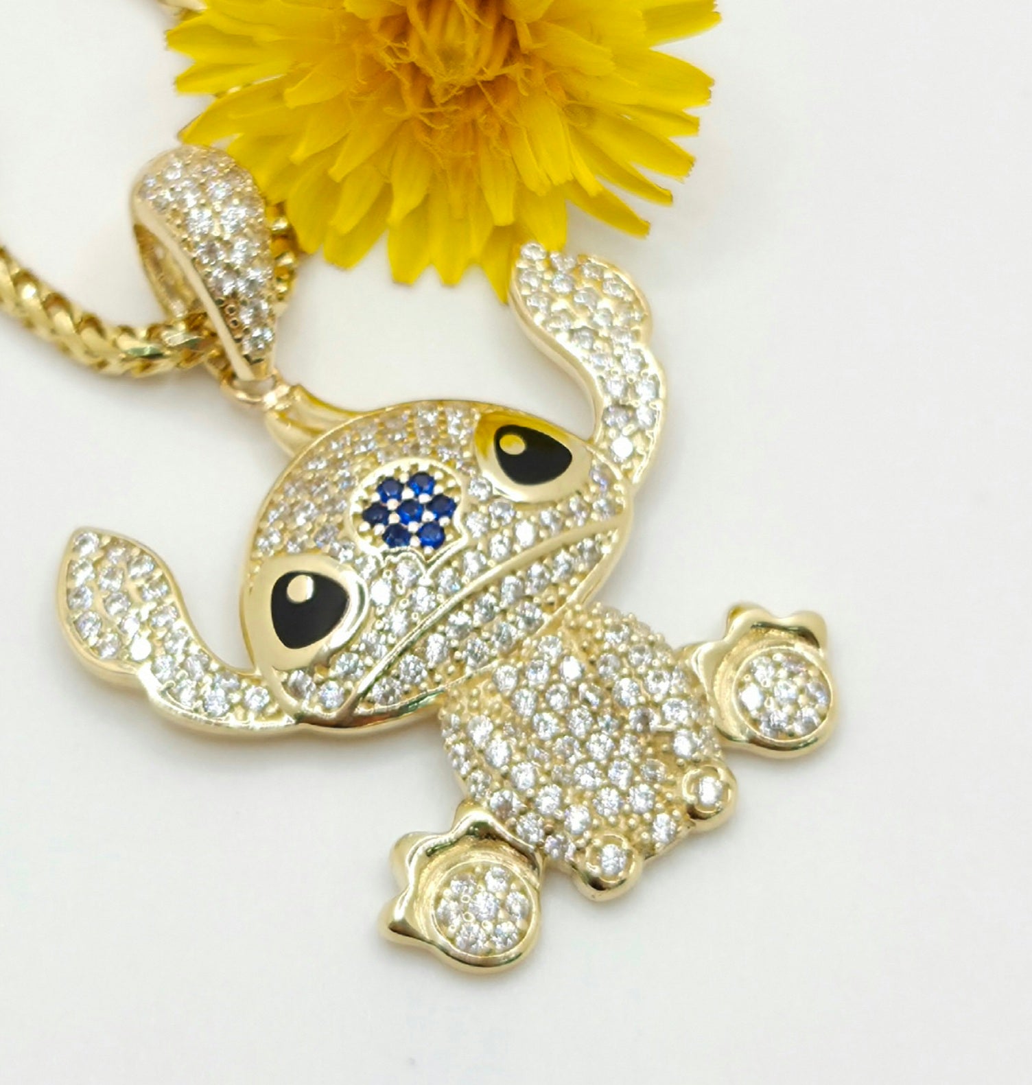 10K WHITE CZ STITCH PENDANT – JY Jewelry Wholesale