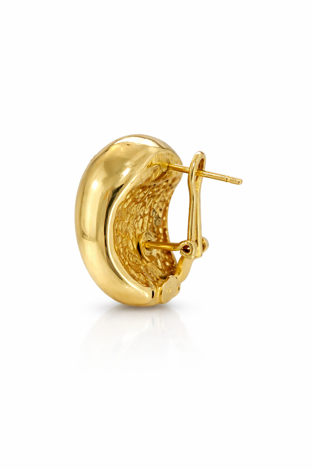 10K MODERN GOLDEN OVAL OMEGA BACK EARRINGS – MEDIUM – JY Jewelry Wholesale