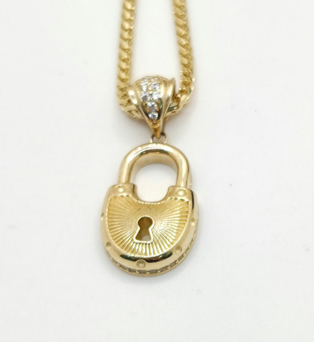 14K SMALL CZ PADLOCK HEART PENDANT – JY Jewelry Wholesale