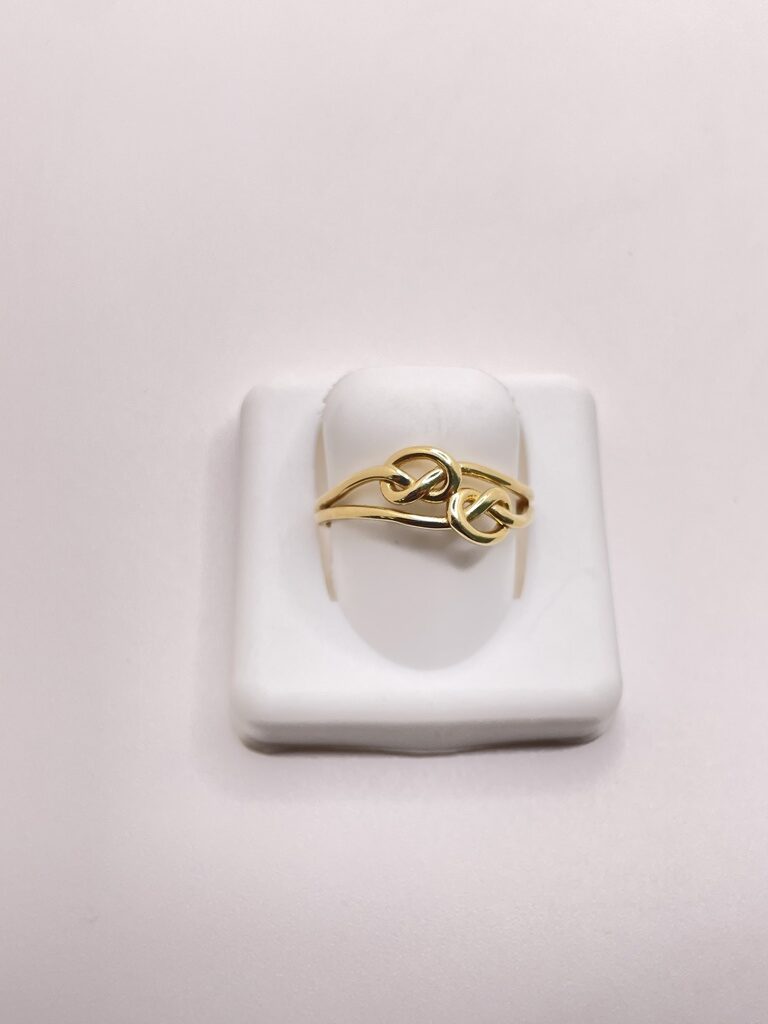 10K DELICATE TWO KNOT RING – 8.5 – JY Jewelry Wholesale