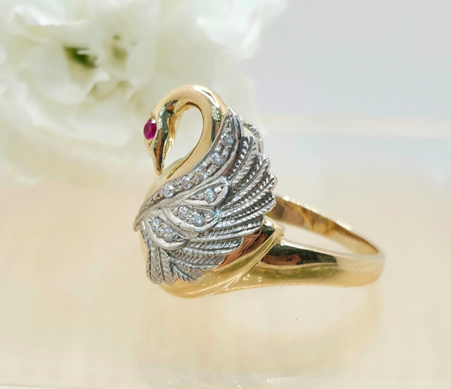 14K TWO TONE SWAN WOMAN'S RING – 7 – JY Jewelry Wholesale
