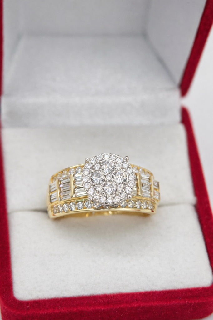 10K ELEGANT BAGUETTE DETAILS ROUND PROMISE RING – 7 & 7.5 & 8.5 – JY Jewelry Wholesale