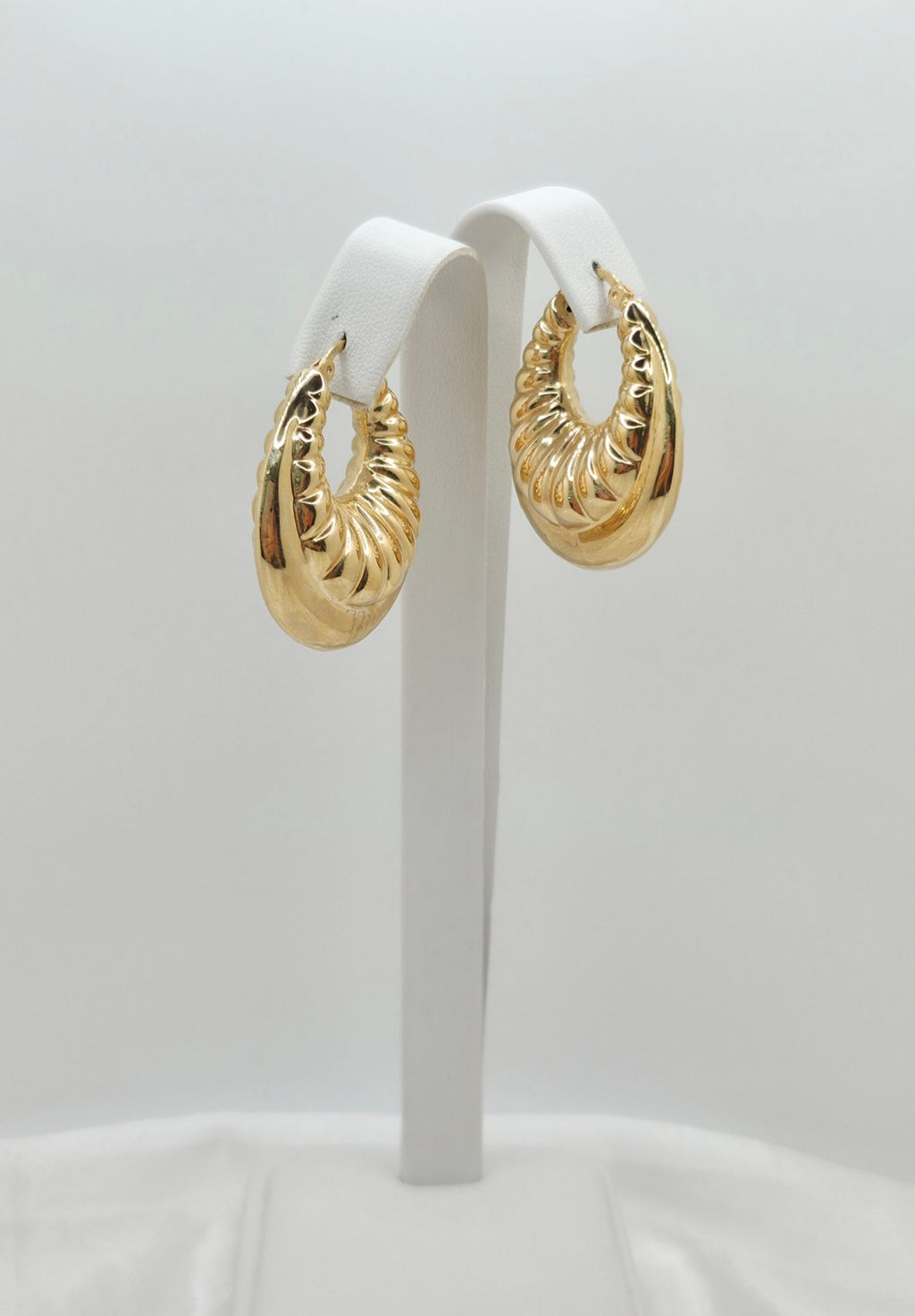 10K MODERN INFLATED SHRIMP DESIGN HOOPS EARRINGS – JY Jewelry Wholesale