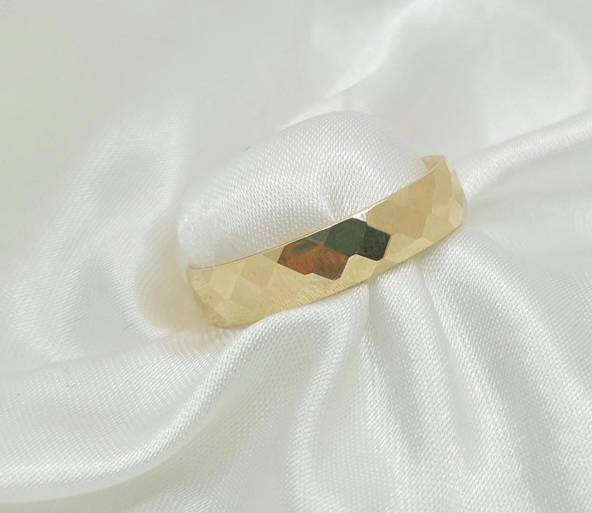 10K FANCY SQUARE CUT WEDDING BAND RING – 11 5MM – JY Jewelry Wholesale