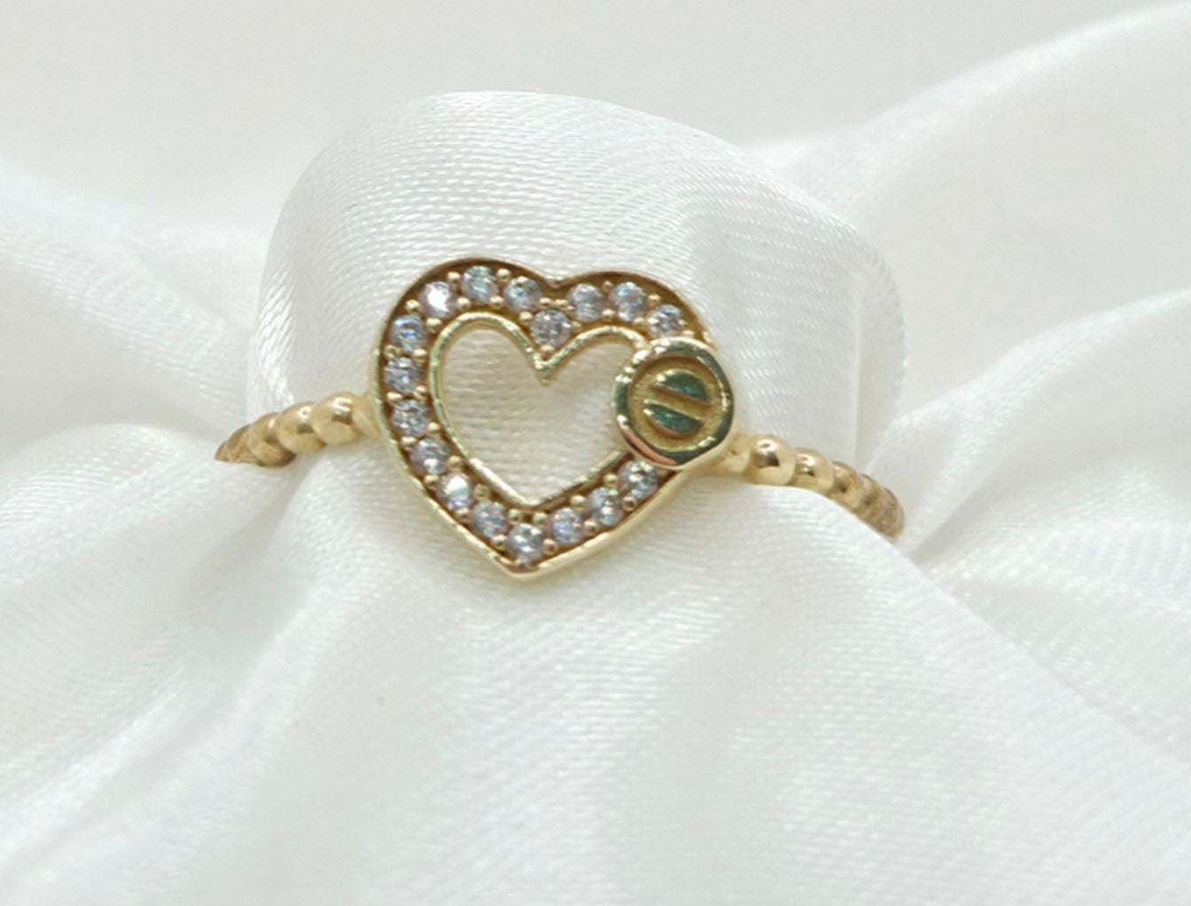 10K CZ SILHOVETTE HEART RING – 7 – JY Jewelry Wholesale