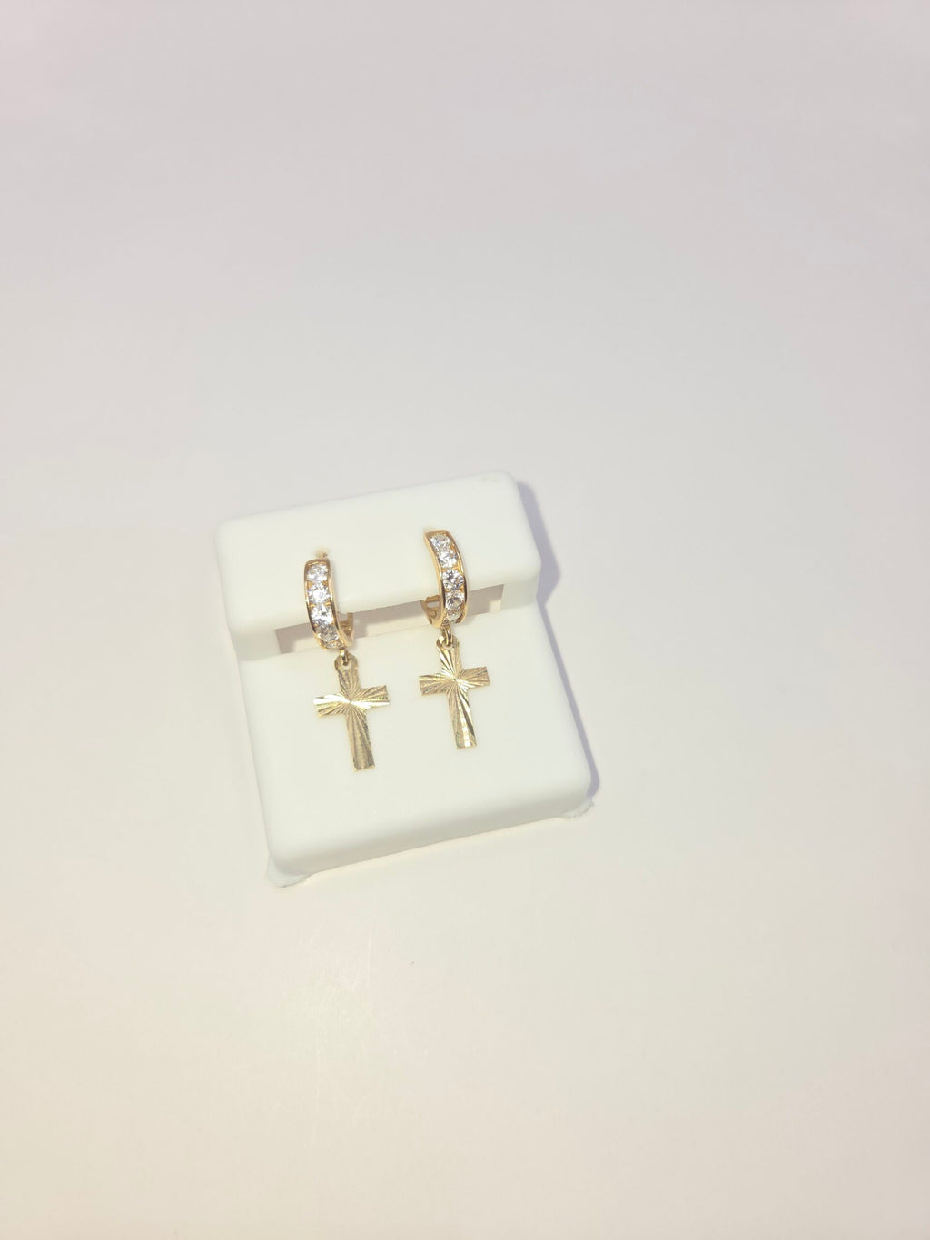 10K CZ DETAIL HOOPS – JY Jewelry Wholesale