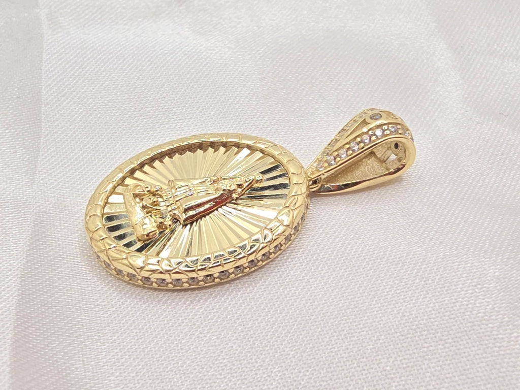 10K SMALL OVAL CARIDAD PENDANT – JY Jewelry Wholesale