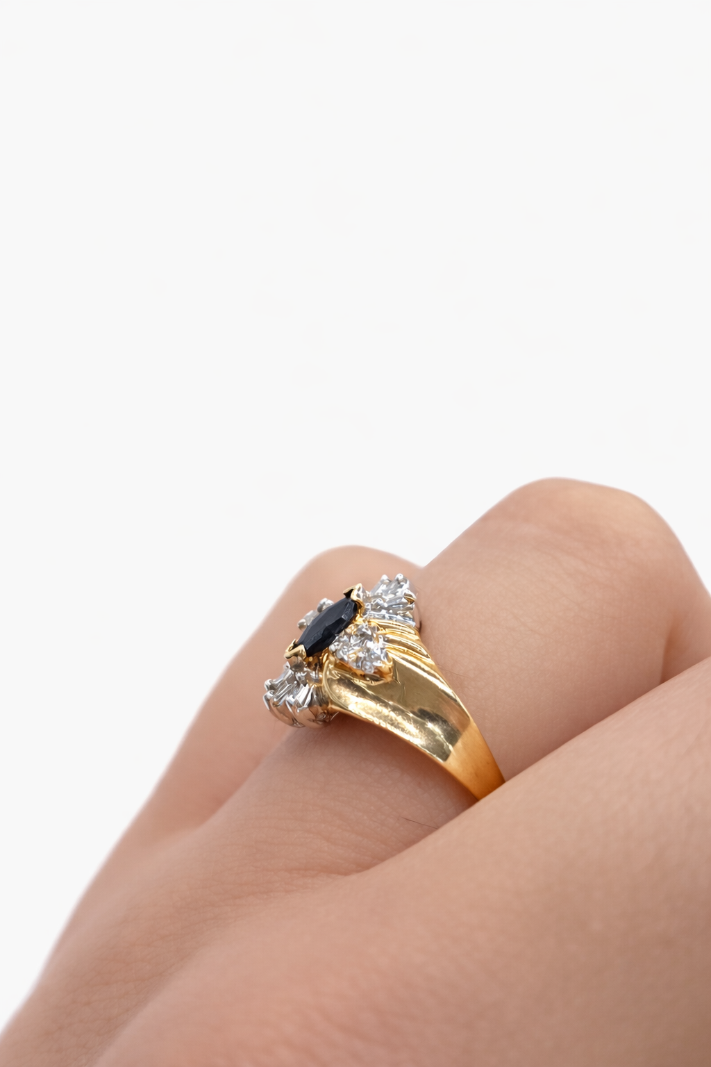 10K DELICATE DIAMOND WITH SAPPHIRE WOMAN'S RING – 6 – JY Jewelry Wholesale