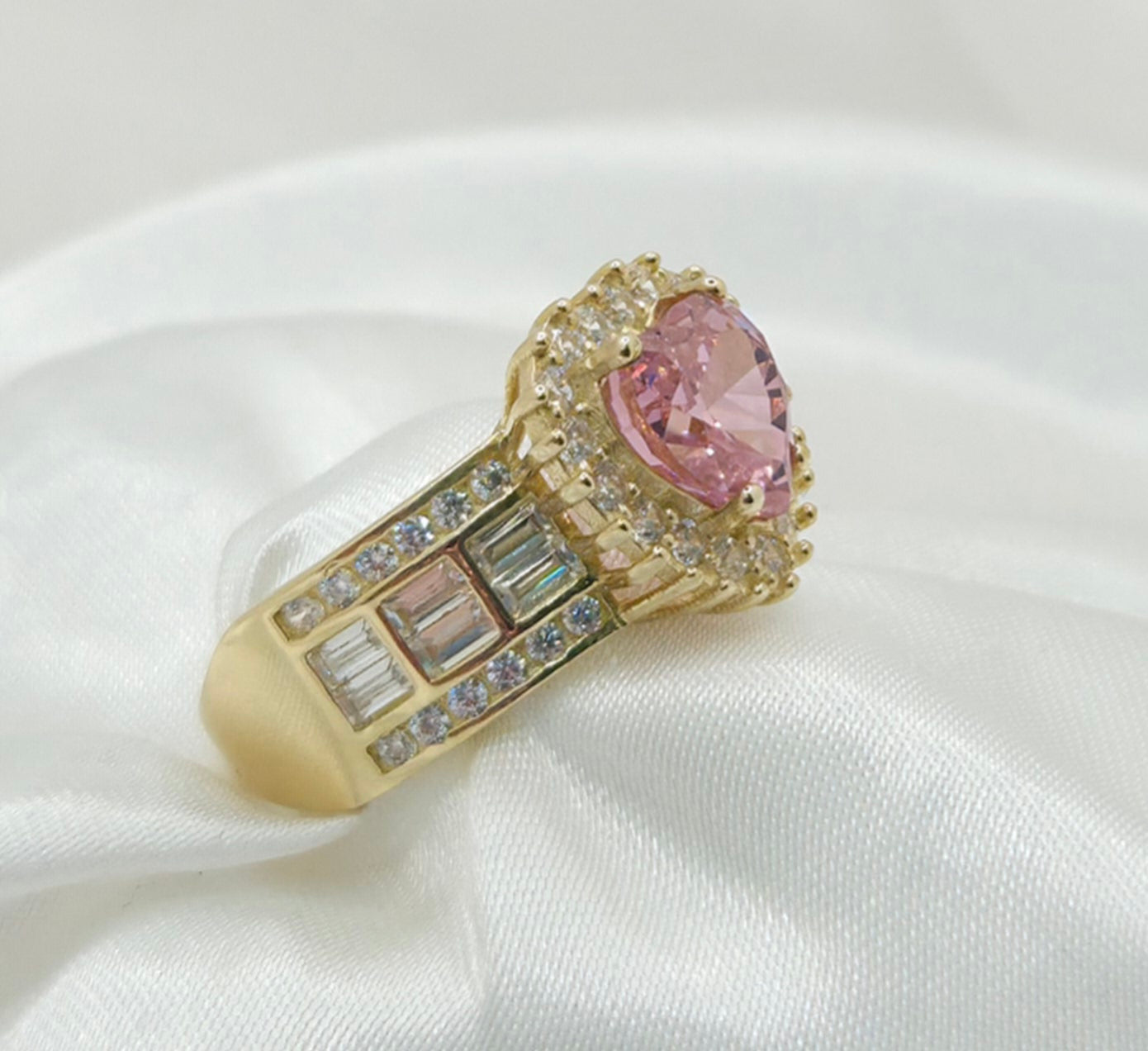 10K STONE HEART WITH CZ DETAIL RING – 8 – JY Jewelry Wholesale
