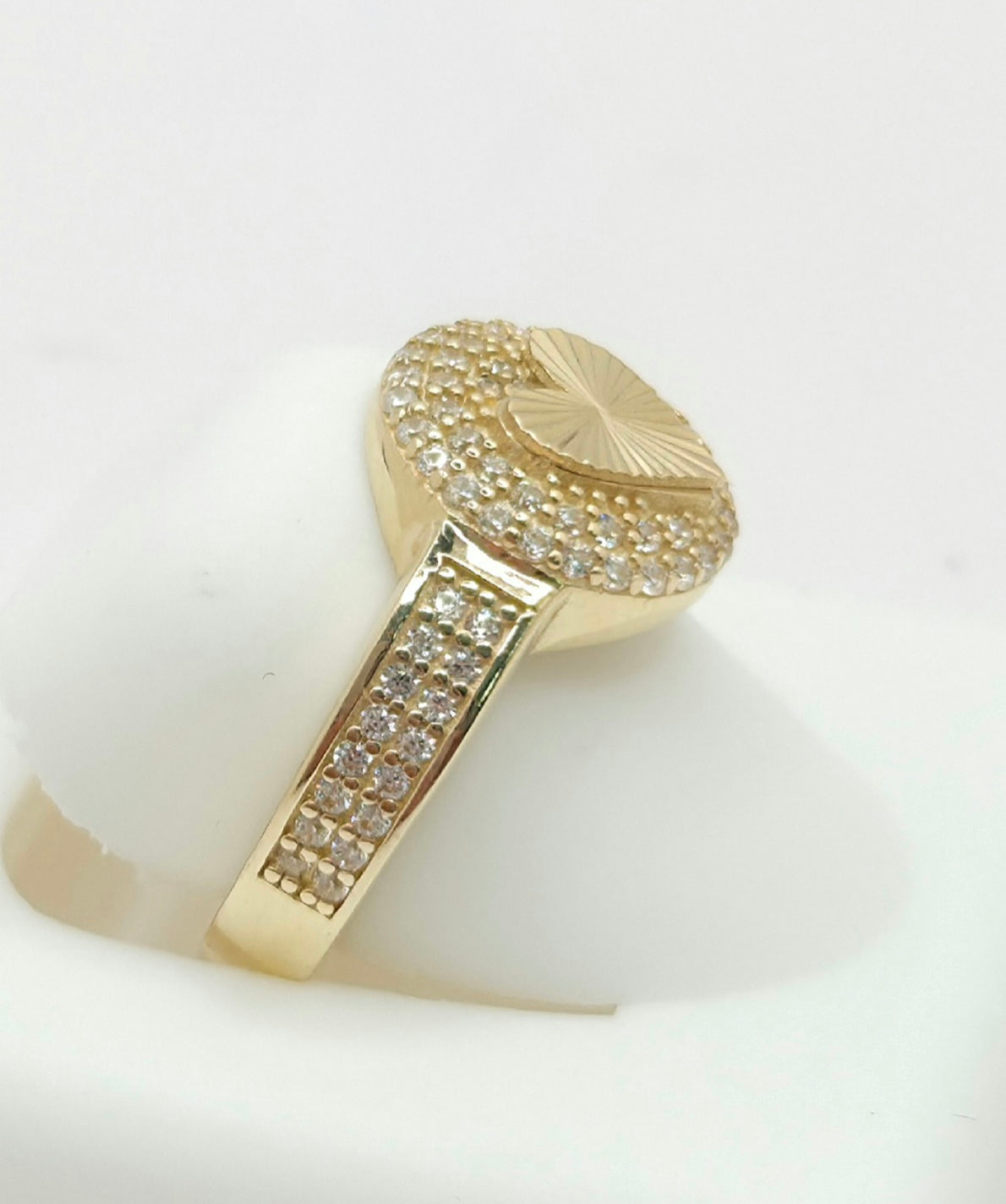 14K CZ ROUND HEART INSIDE RING – 8 – JY Jewelry Wholesale