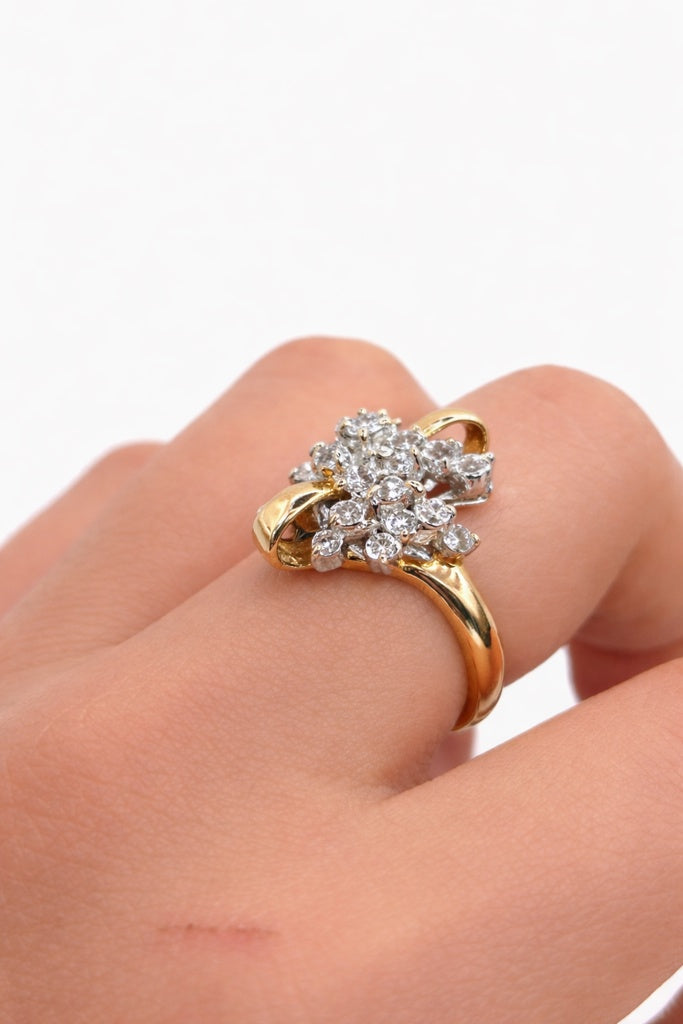 10K ELEGANT ABSTRACT DESIGN DIAMOND WOMAN'S RING – 6.5 – JY Jewelry Wholesale