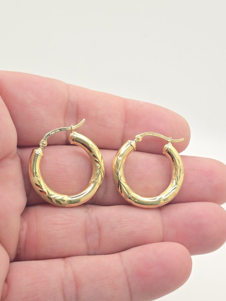 10K HOOP EARRINGS – 4MM – JY Jewelry Wholesale