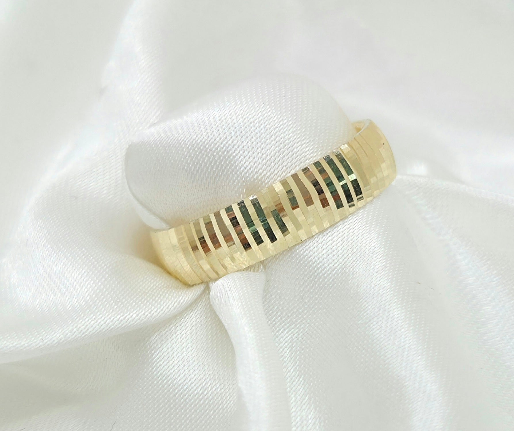 10K FANCY STRAIGHT CUT DESIGN WEDDING BAND RING – 12 5MM – JY Jewelry Wholesale
