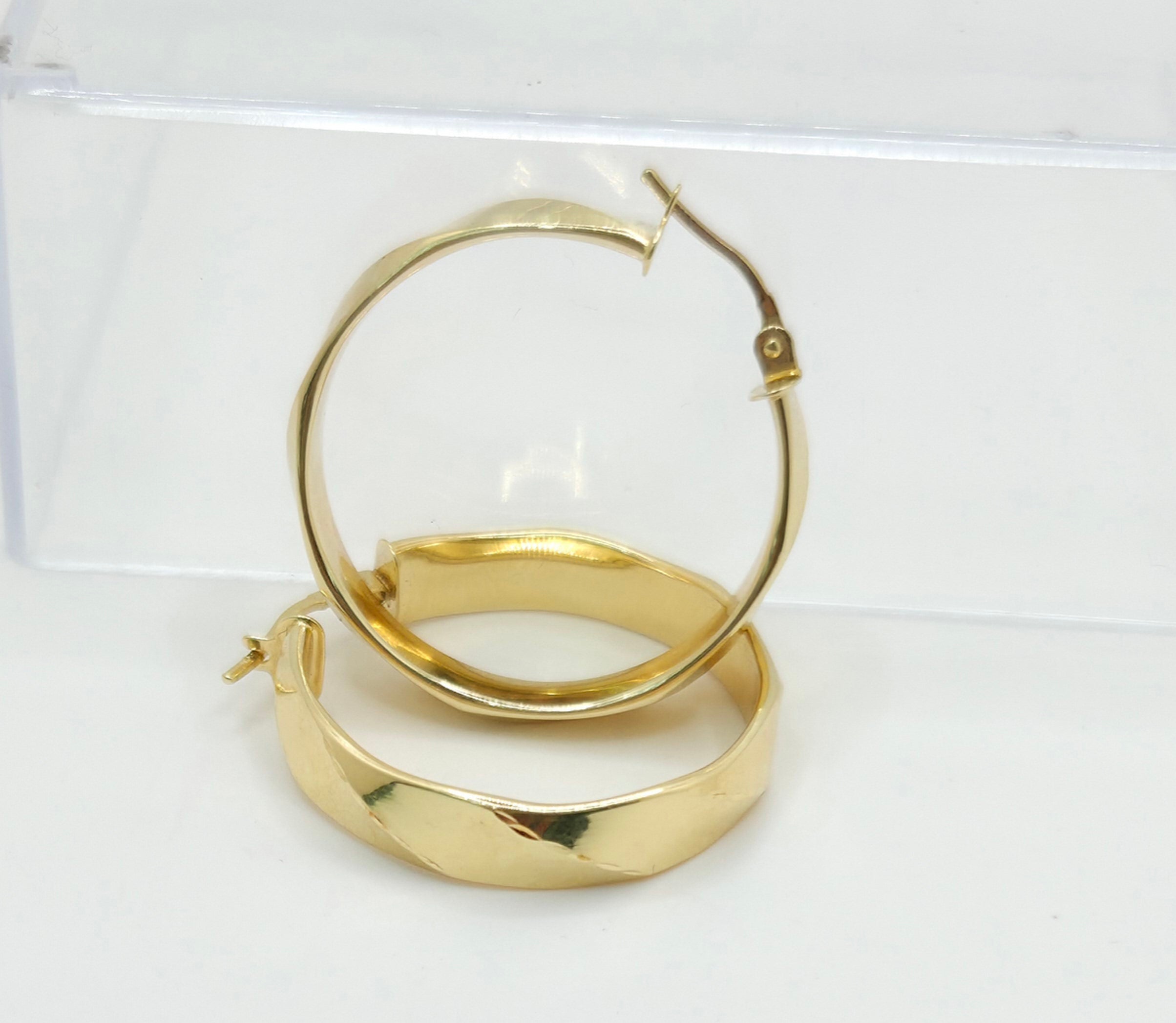10K MEDIUM TWISTED EFFECT HOOPS EARRINGS – JY Jewelry Wholesale