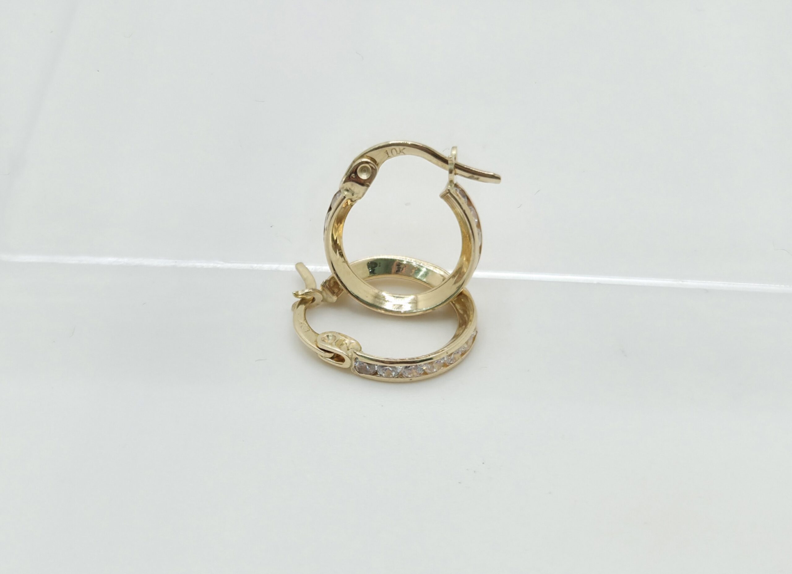 10K DELICATE CZ DETAIL HOOPS EARRINGS – 1 – JY Jewelry Wholesale
