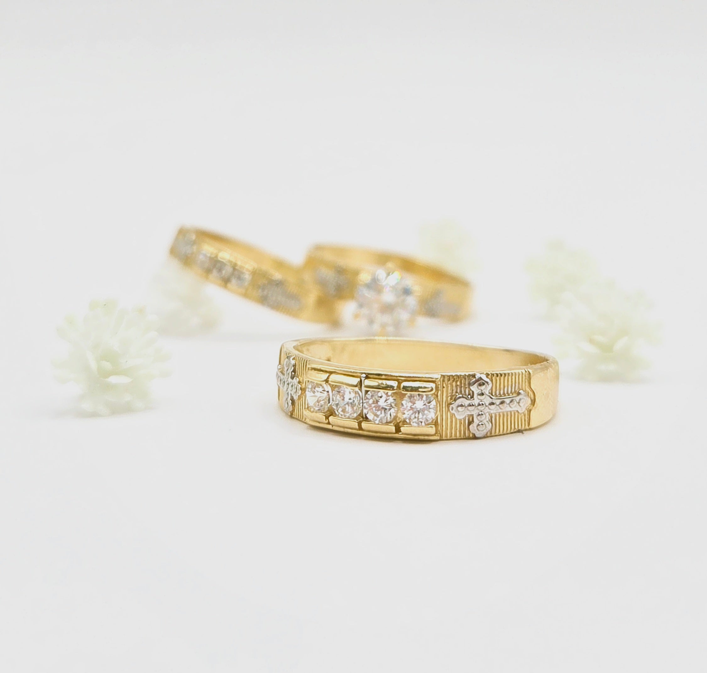 10K SMALL CROSS DETAIL ENGAGEMENT MAN RING – 10 – JY Jewelry Wholesale
