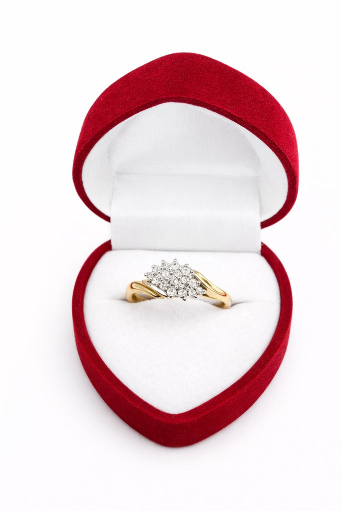 10K DELICATE WOMAN'S DIAMOND RING – 6.5 – JY Jewelry Wholesale