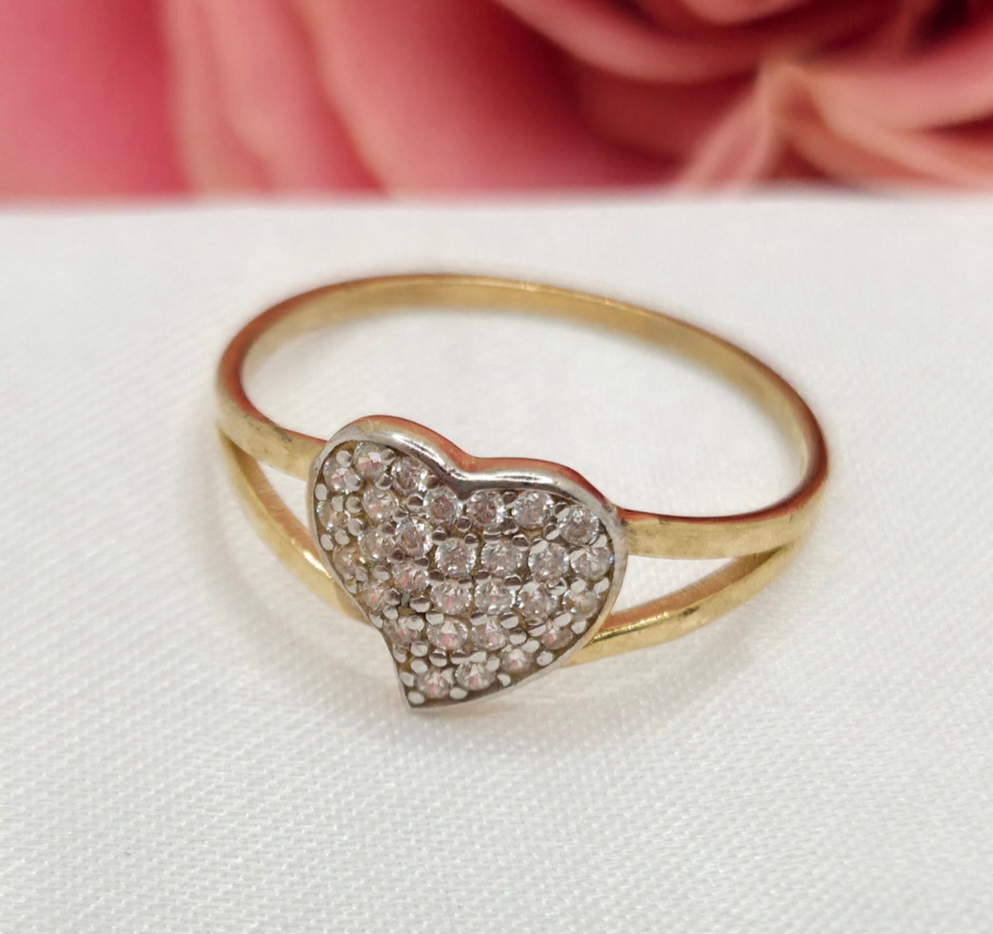 10K SMALL CZ HEART RING – 6.5 – JY Jewelry Wholesale