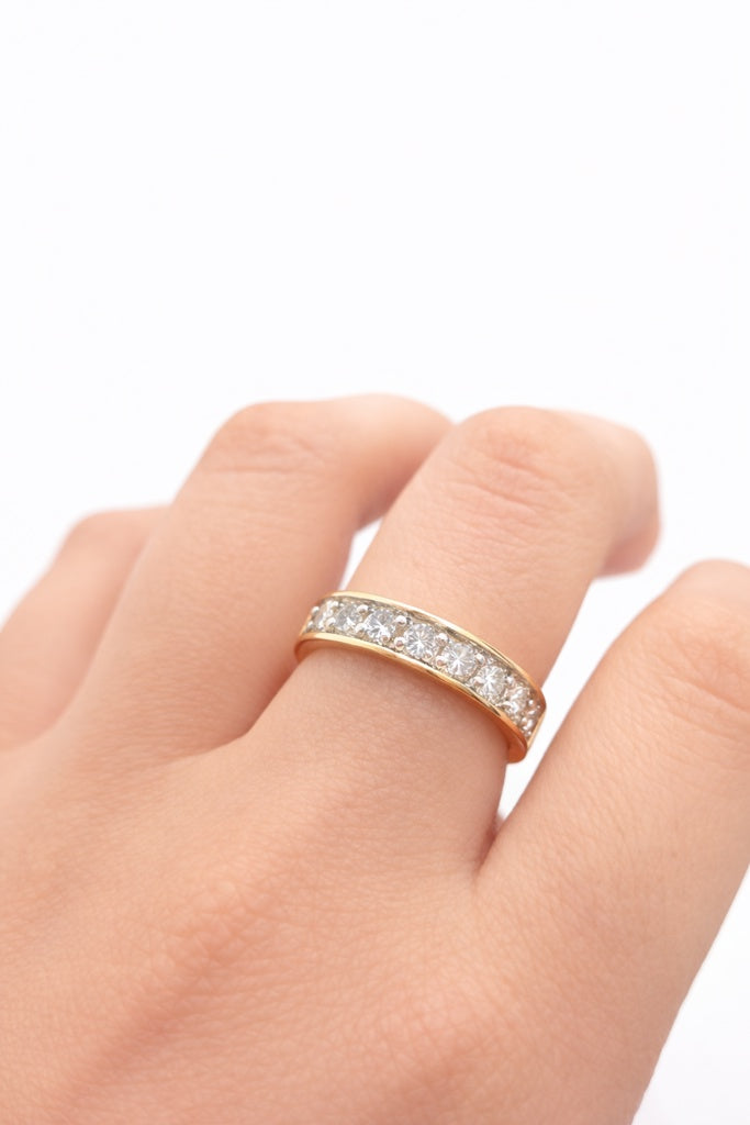 14K DELICATE WOMAN'S DIAMOND BAND RING – 6.5 – JY Jewelry Wholesale