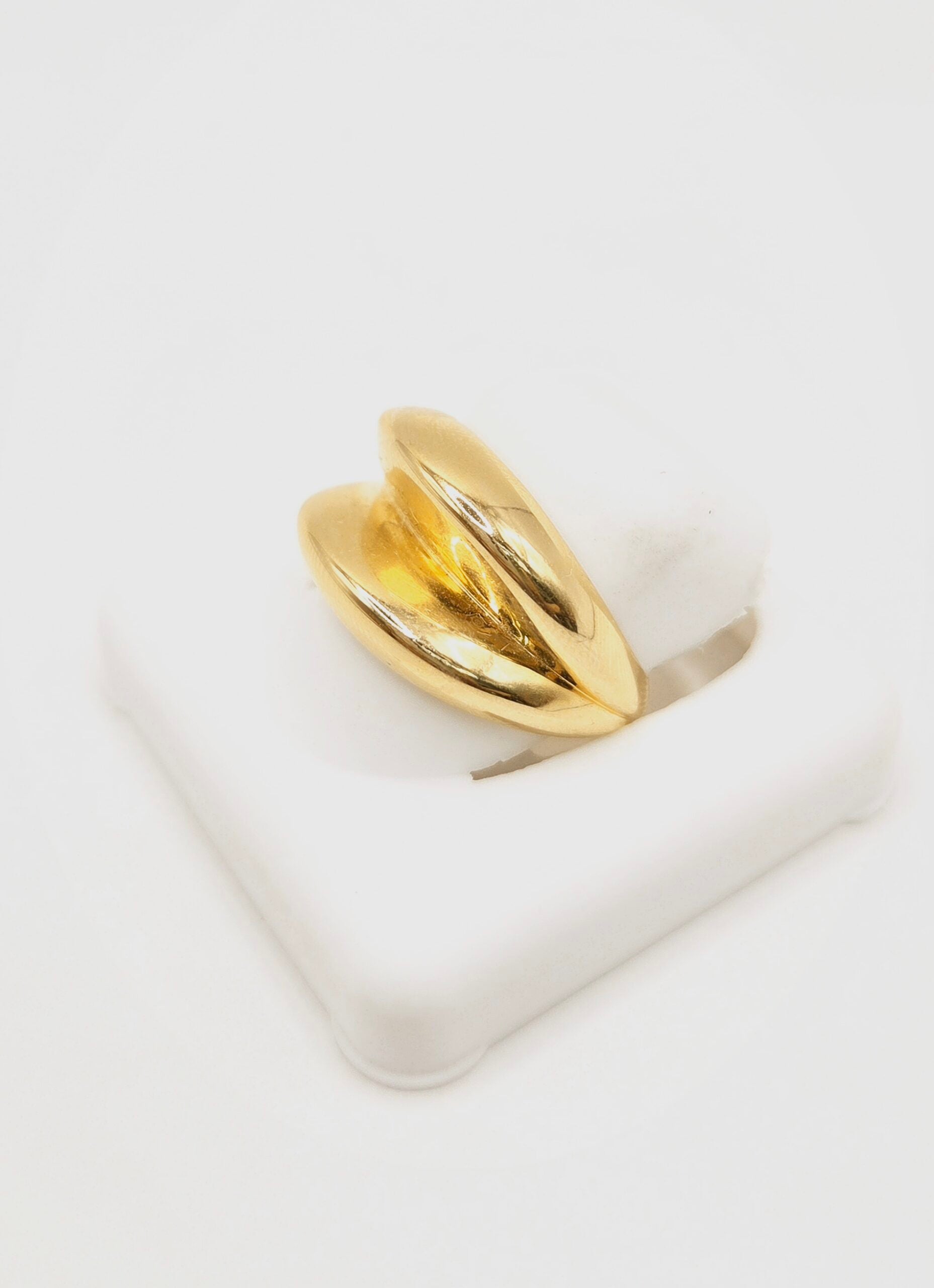 14K MODERN PLAIN RING – 7.5 – JY Jewelry Wholesale