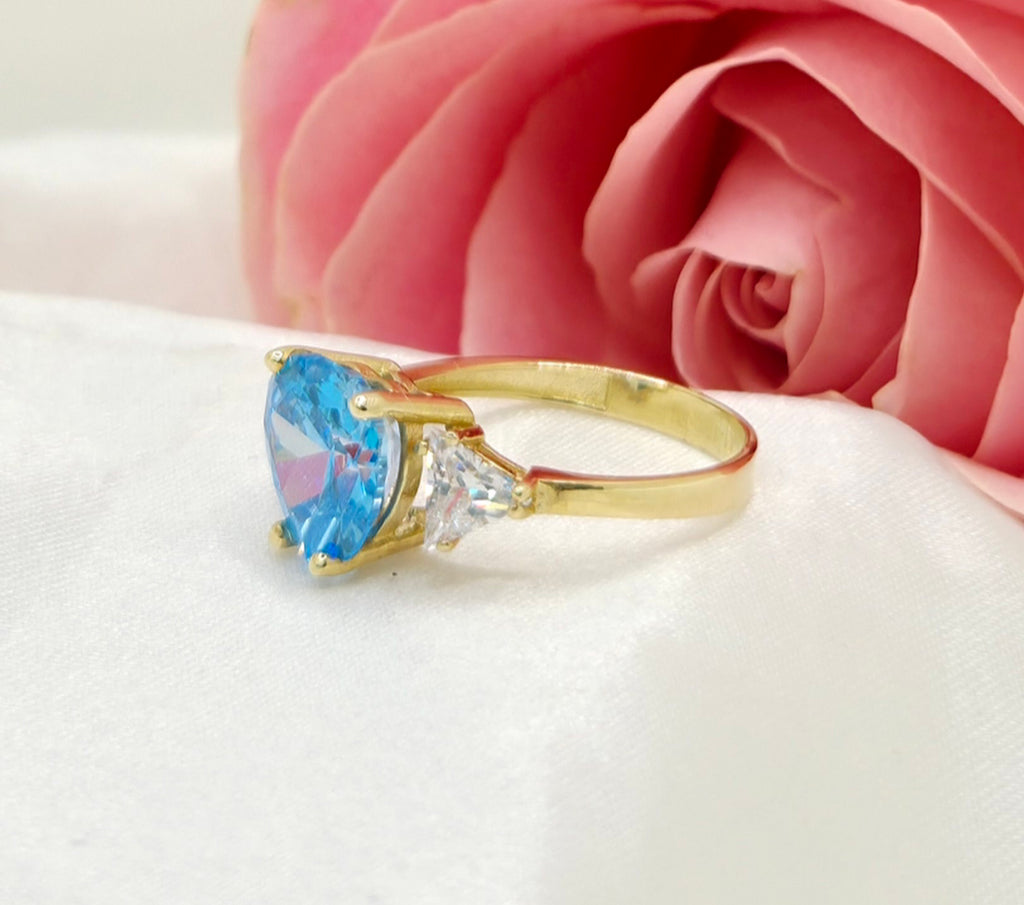 10K BLUE STONE HEART RING – 7 – JY Jewelry Wholesale