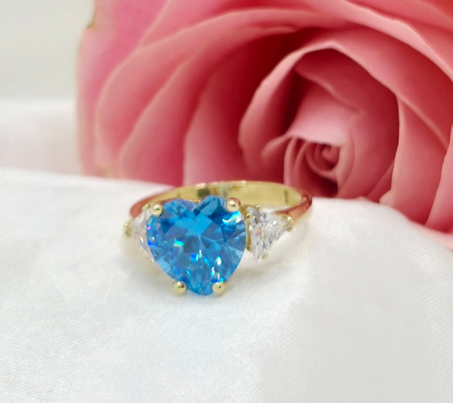 10K BLUE STONE HEART RING – 7 – JY Jewelry Wholesale