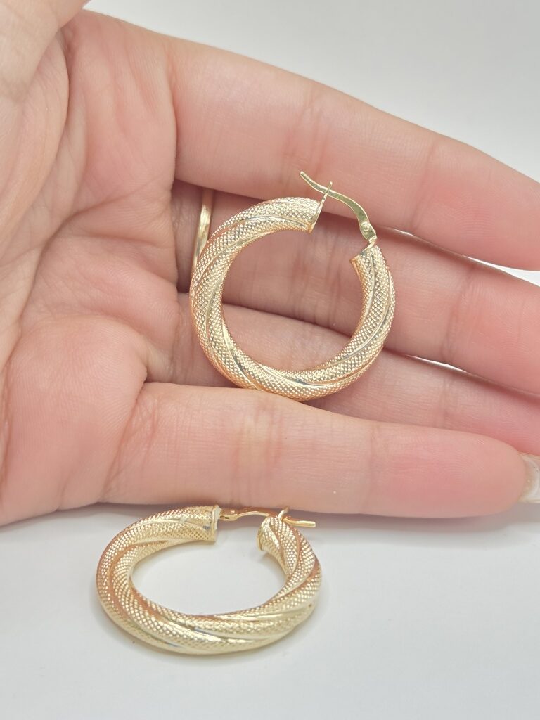 10K CROOKED NEVADAS HOOPS EARRINGS – 2 4MM – JY Jewelry Wholesale