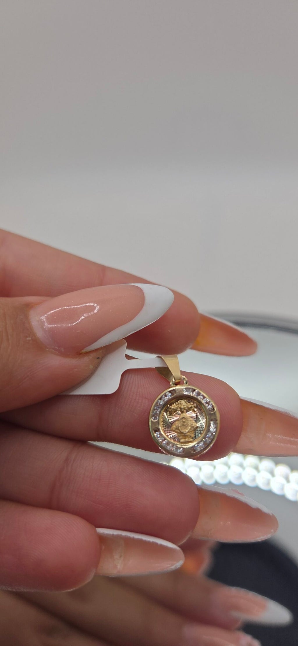 10K EXTRASMALL CZ DETAIL VIRGEN DE LA CARIDAD PENDANT – JY Jewelry Wholesale