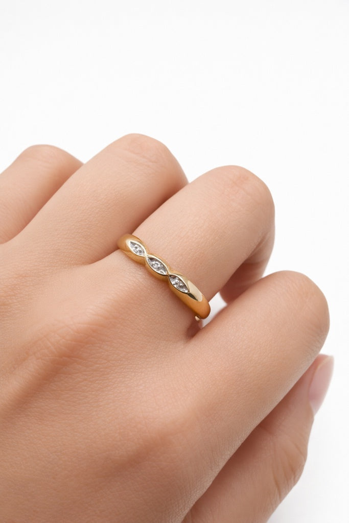 10K DELICATE THREE OVALS DIAMOND RING – 10 – JY Jewelry Wholesale