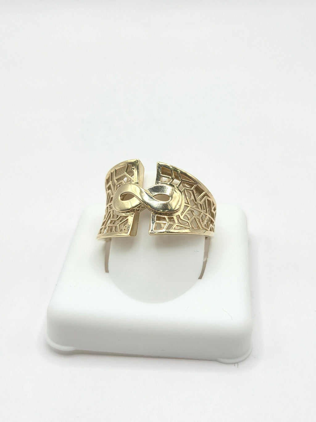 10K FANCY SILHOUETTES BACK DESIGN INFINITY DETAIL CENTER RING – 8-9 – JY Jewelry Wholesale