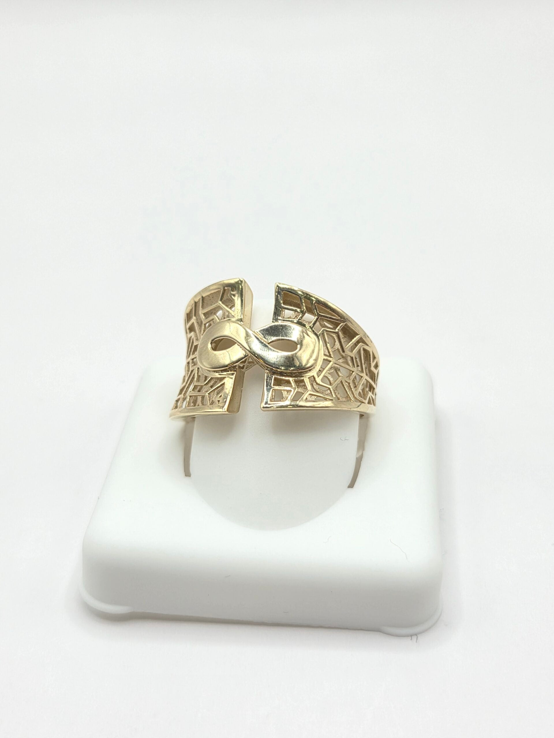 10K FANCY SILHOUETTES BACK DESIGN INFINITY DETAIL CENTER RING – 8-9 – JY Jewelry Wholesale