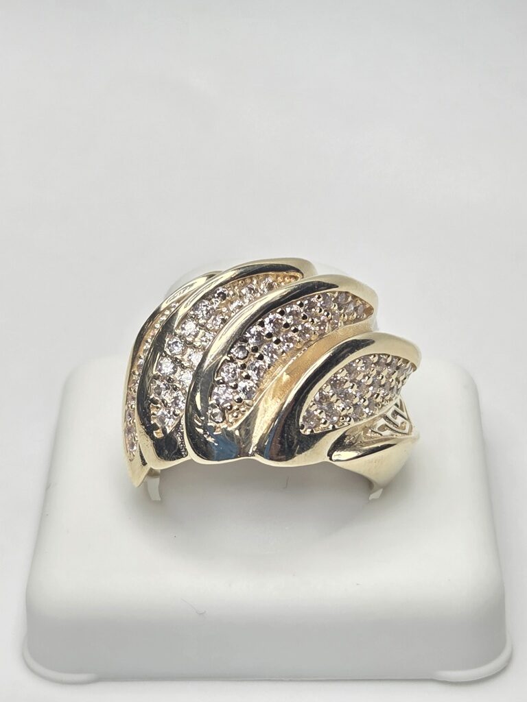 10K VINTAGE STYLE SHELL DESIGN CZ WOMAN'S RING – 7.5 – JY Jewelry Wholesale