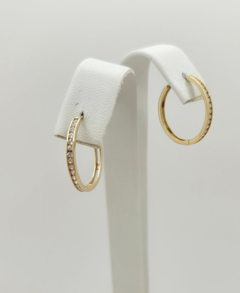 10K DELICATE CZ DETAIL HOOPS EARRINGS – 3 – JY Jewelry Wholesale