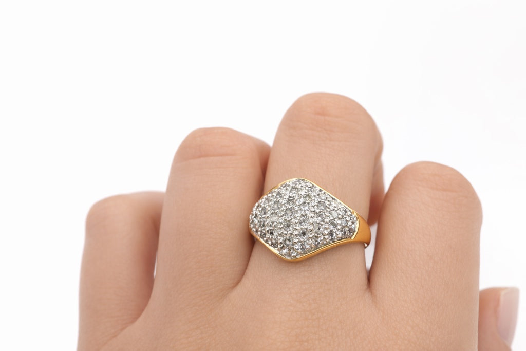 10K ELEGANT SHELL STYLE DIAMOND WOMAN'S RING – 7 – JY Jewelry Wholesale